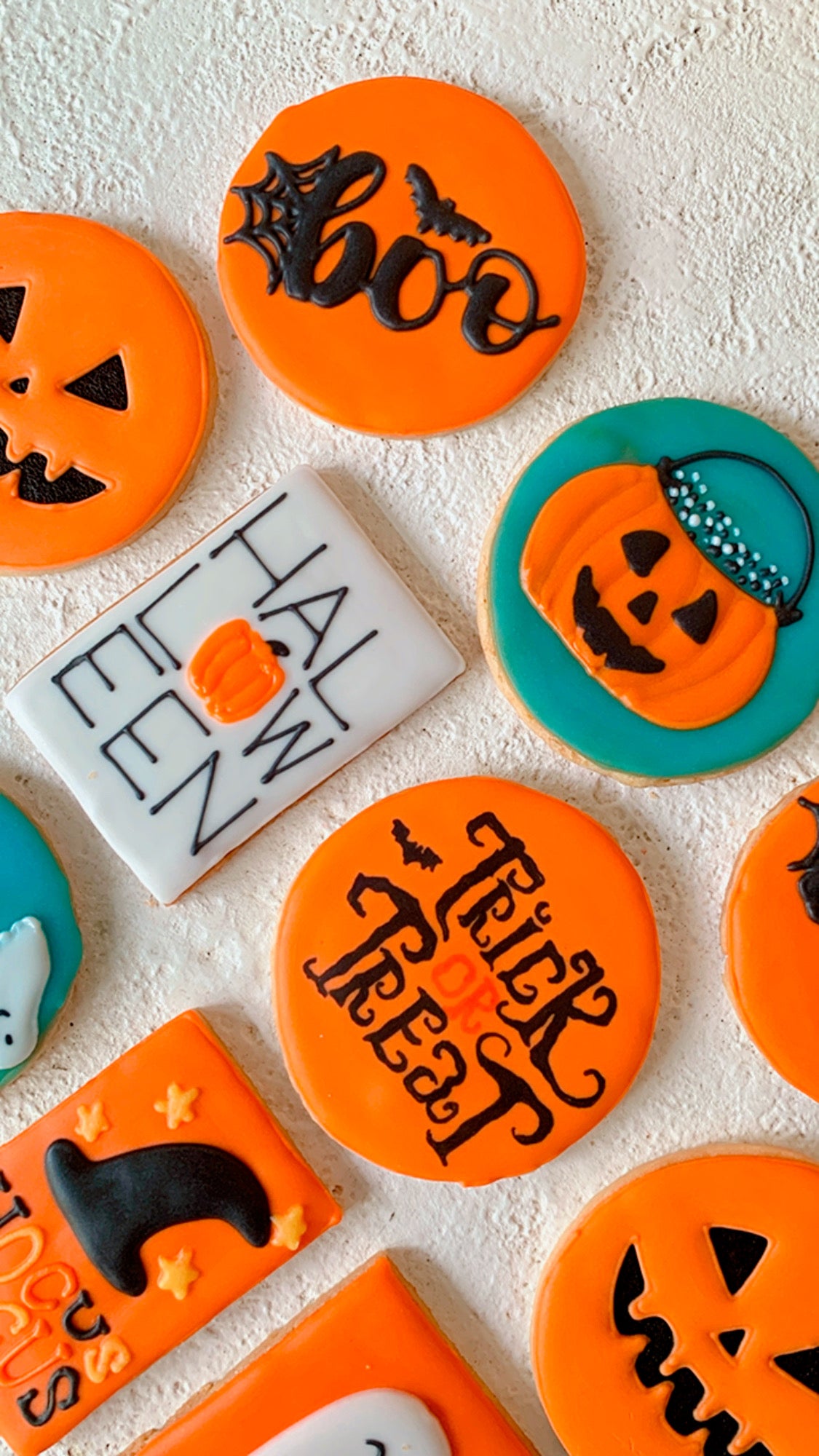 Halloween Cookie Set -4