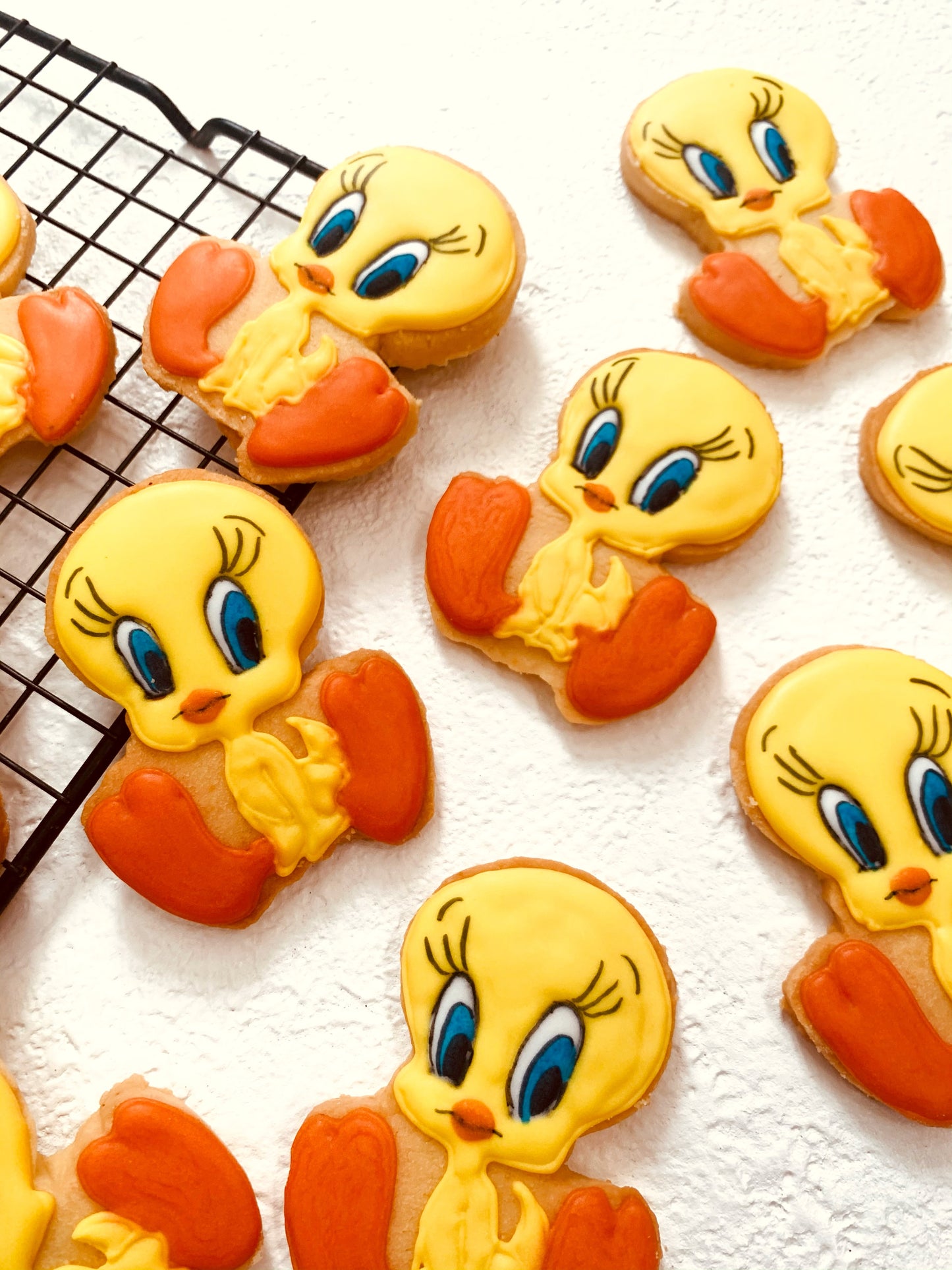 Tweety Themed Cookies