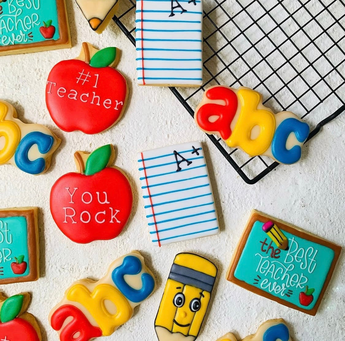 Teacher's Day Decorated Cookie Set - 3